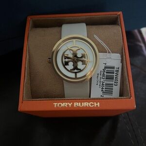 Tory Burch watch!!!